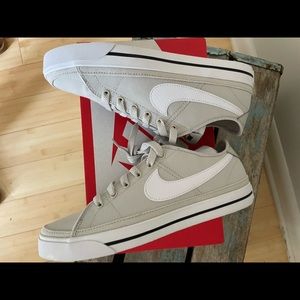 New with box Nike size 71/2